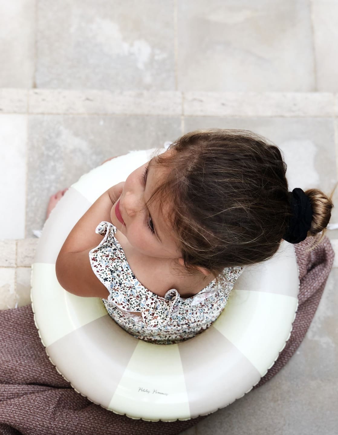 bouee-piscine-bebe-enfant-emma-petites-pommes-sundays-kids-store