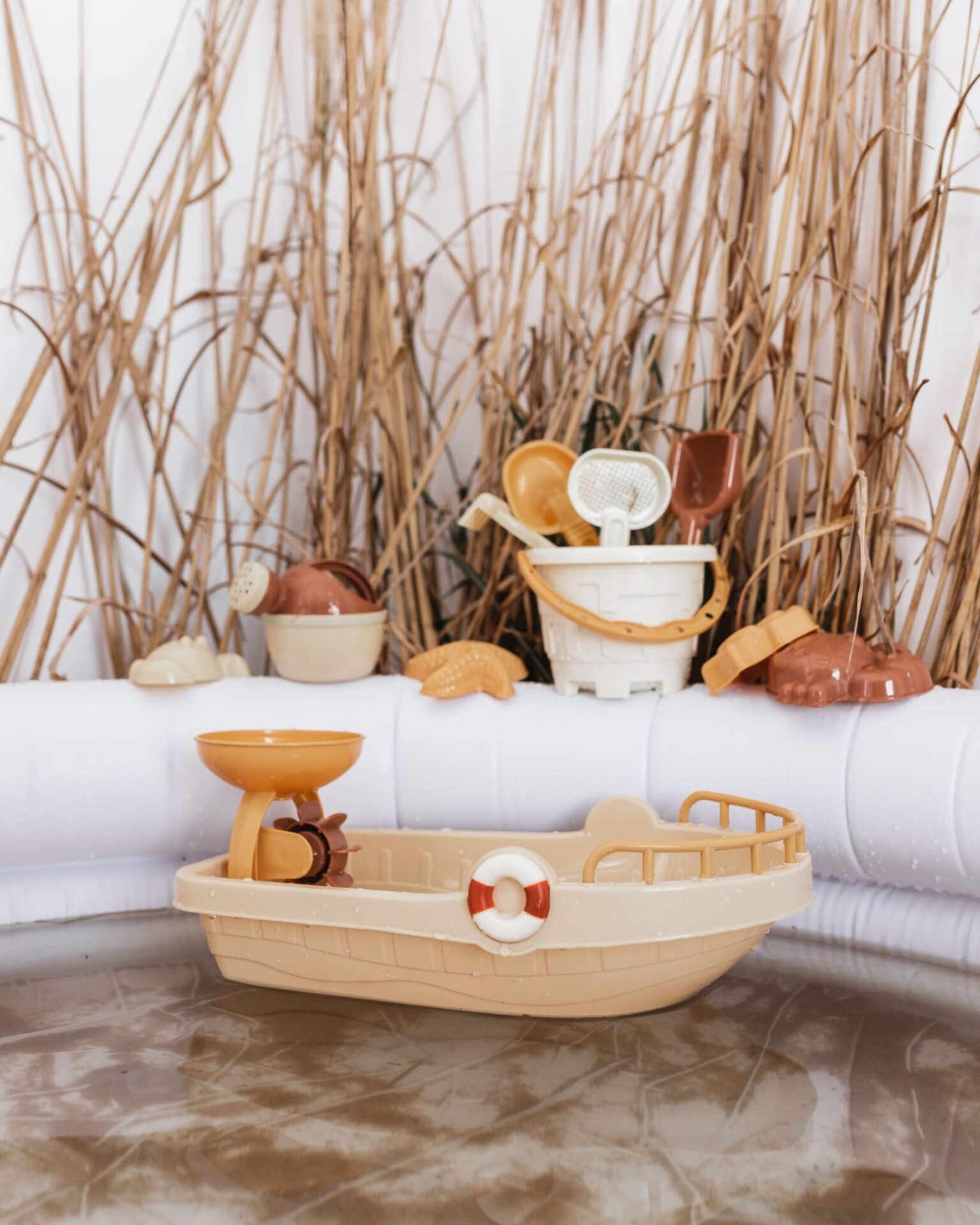 jouets-plage-bebe-enfants-bebe-bateau-mrs-ertha-sundays-kids-store