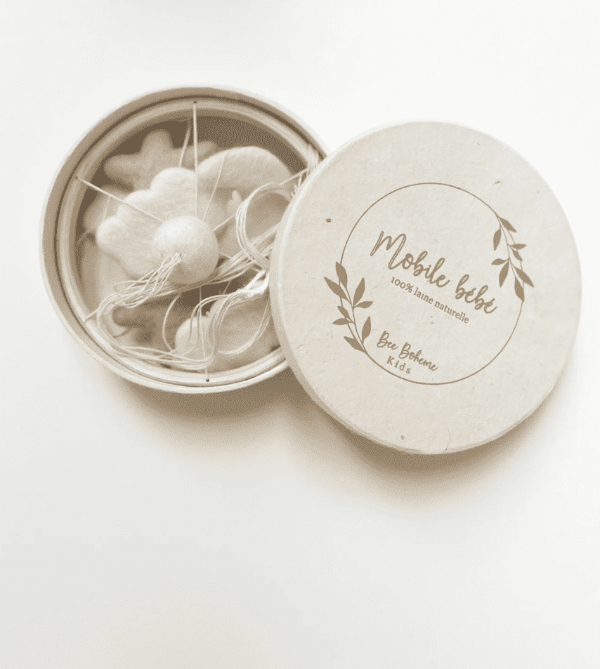 mobile-bebe-decoratif-lunes-et-etoiles-bee-boheme-sundays-kids-store-2