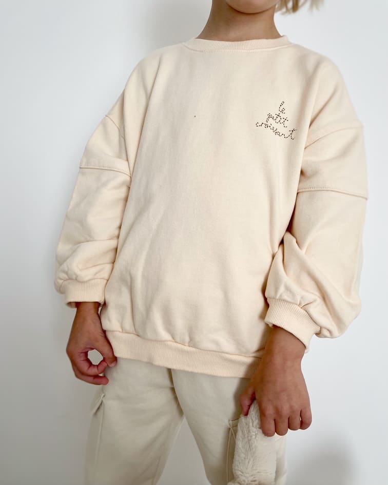 Sweat Oversize Beige | Le Petit Croissant - Di Green - Sundays Kids Store