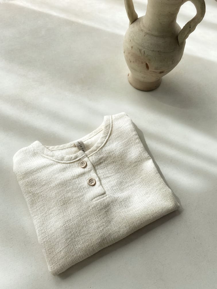 chemise-texture-legere-oversize-enfant-ete-la-camel-sundays-kids-store