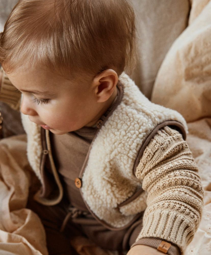 gilet-bebe-sans-manches-sherpa-lil-atelier-sundays-kids-store-