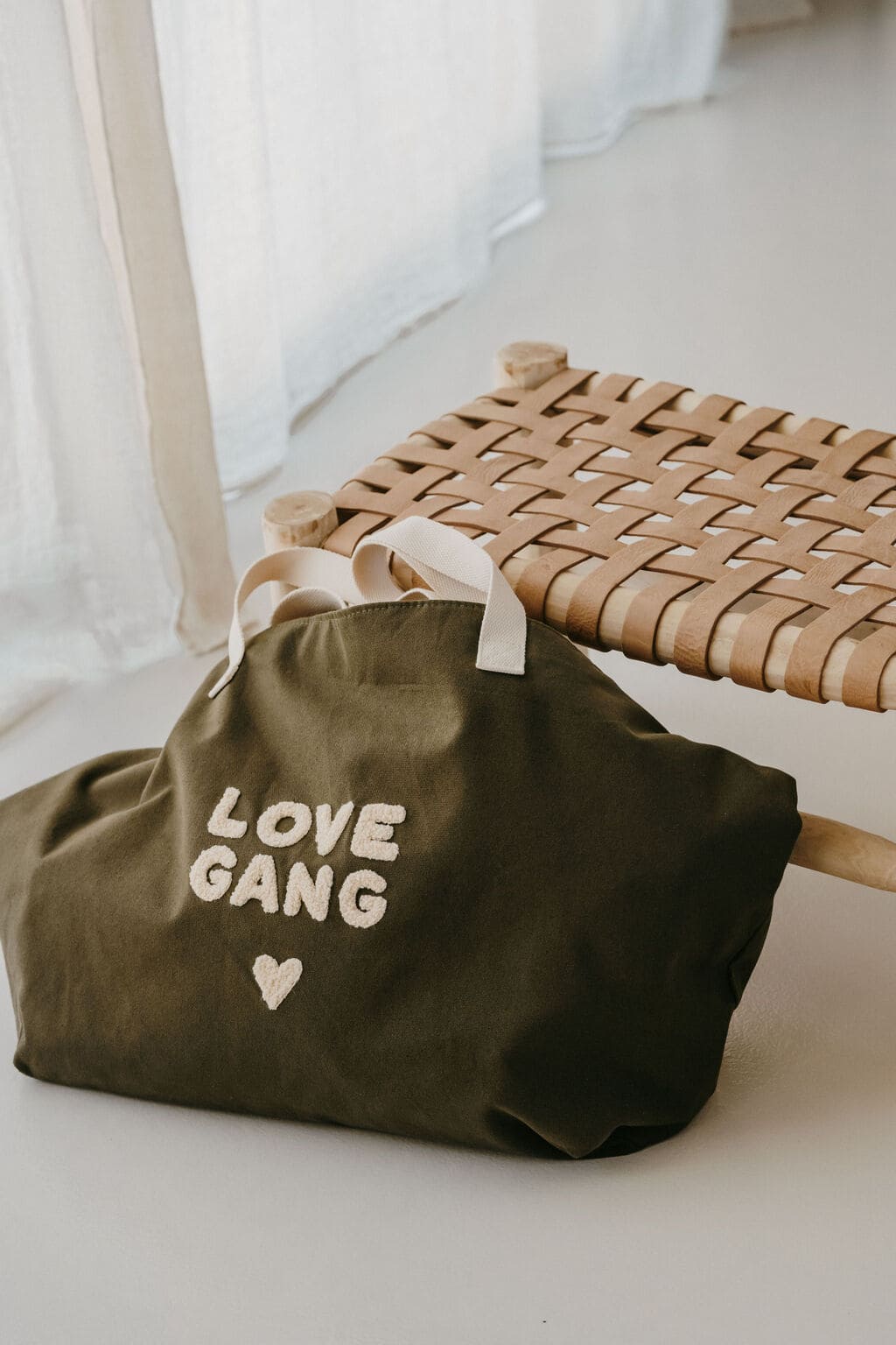 sac-xl-zakuw-love-gang-sundays-kids-store-2
