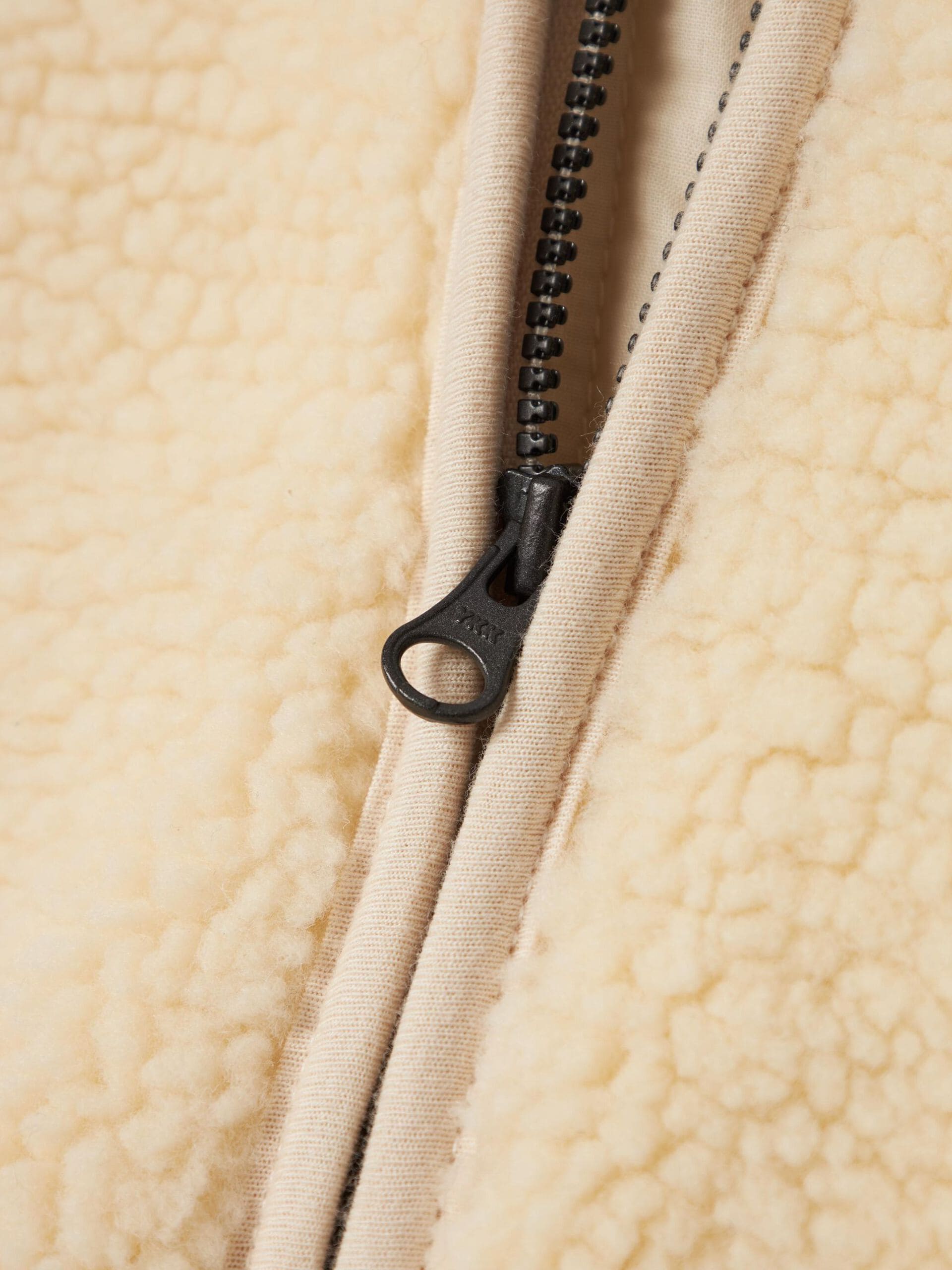 veste-bebe-peluche-creme-lil-atelier-sundays-kids-store