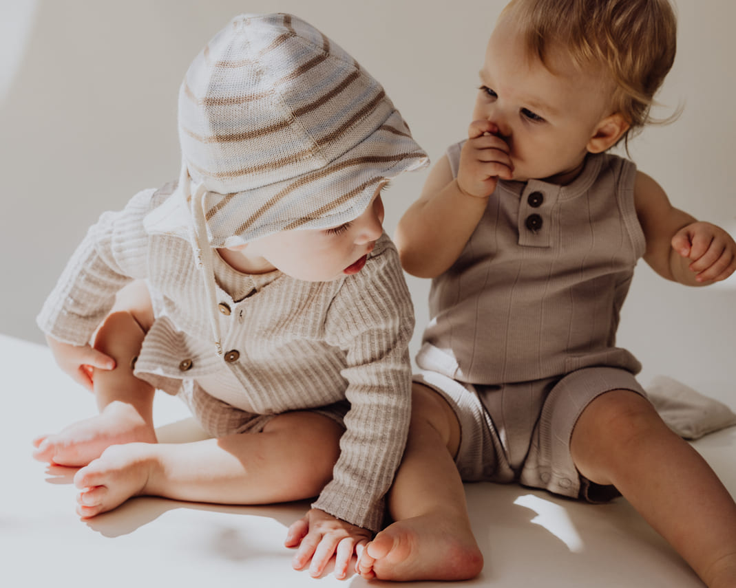 cardigan-bebe-gaufre-finch-and-fable-sundays-kids-store-5