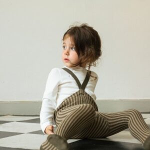 Collants à bretelles avec pieds | Rayures Seaweed/Peanut - Silly Silas