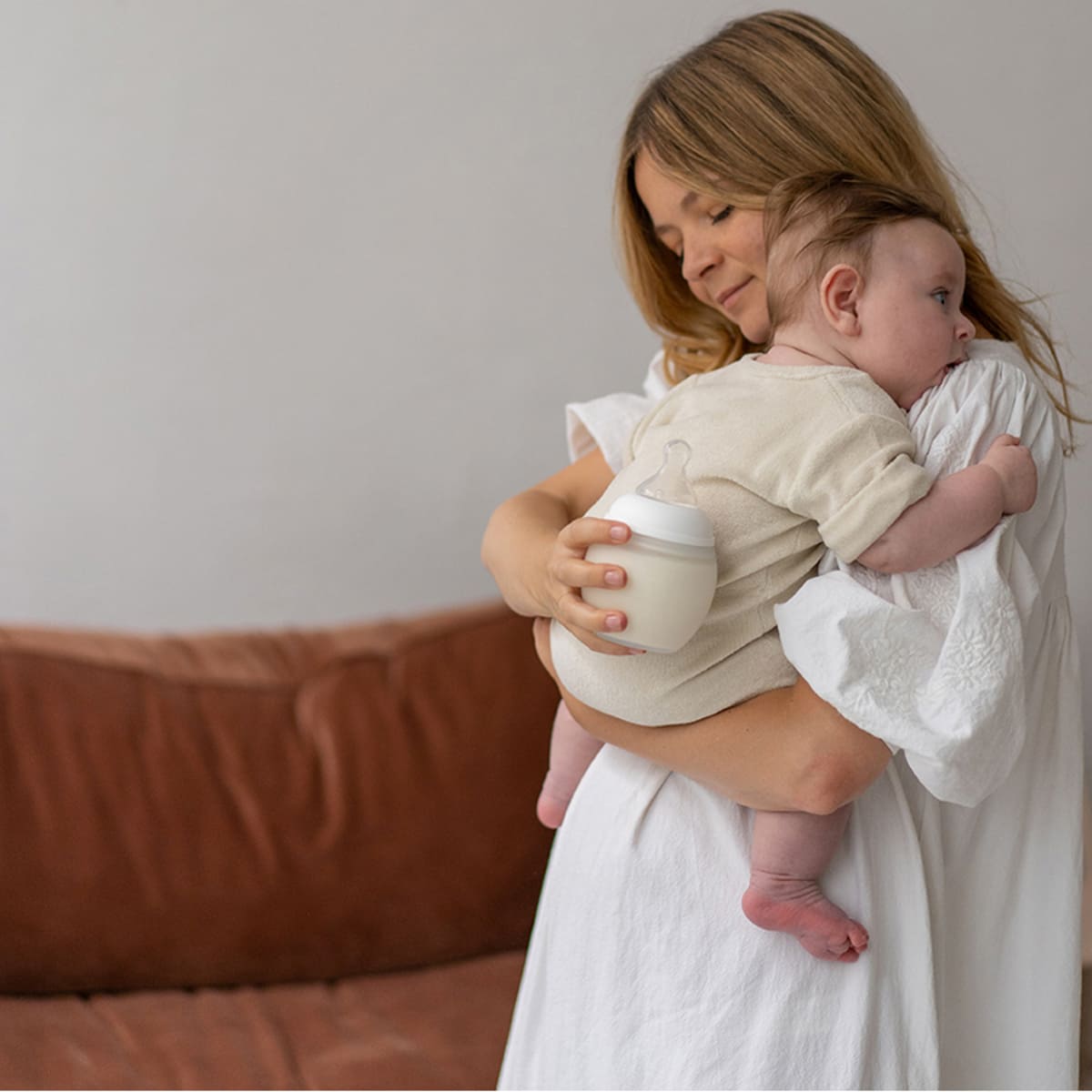 biberon-elhee--blanc-milk-sundays-kids-store